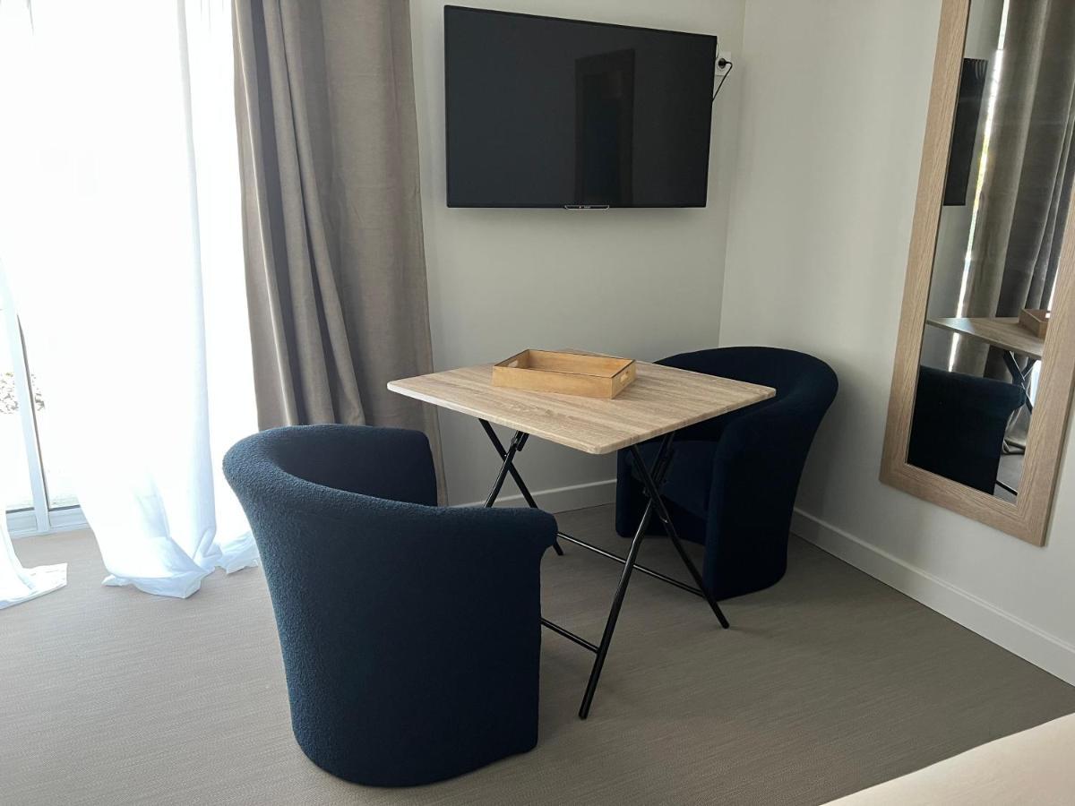 Chambre privatisée L’Ermitage vue sur la mayenne Château-Gontier Extérieur photo